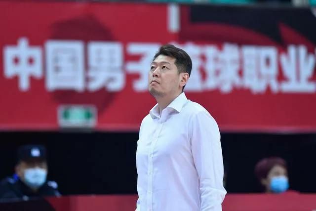 sm捆绑调教白丝入口